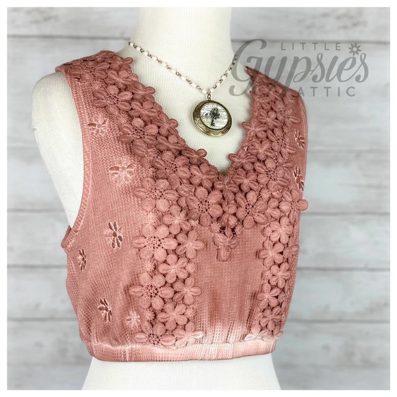 POL Keep it Classy Crop Top - Picture 4 of 11